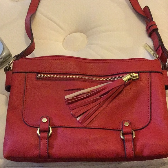Red Medium Crossbody Envelope Handbag - Picture 4 of 6